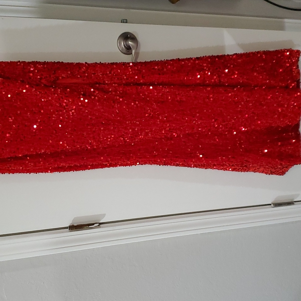 Prom Dress - Picture 2 of 5